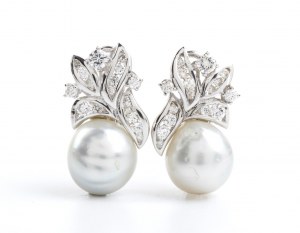 Paire de boucles d'oreilles perle diamant or