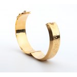 Rigid hoop gold bracelet