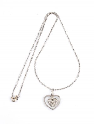 Gold necklace with a heart shaped gold diamond pendant