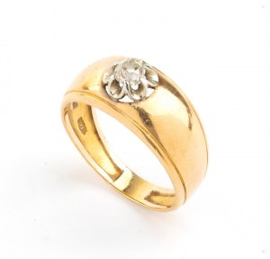 Old mine cut diamond gold band ring