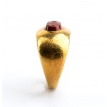 Archaeological-style gold ring set with red diasper