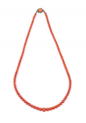 Collier de corail méditerranéen