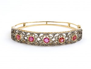 Bracelet rigide en or et argent Bracelet rigide en or et argent avec rubis et diamants