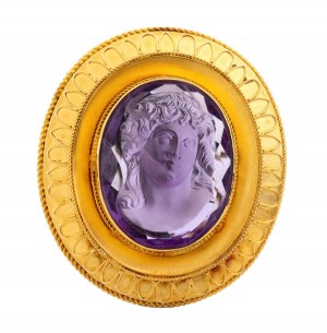 Amethyst cameo gold brooch