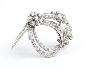 Diamond gold brooch