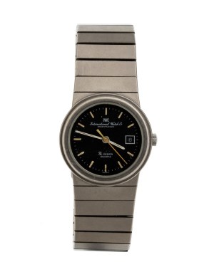 SL design: titanové náramkové hodinky