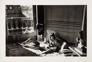 Helmut Newton, Mannequin, quai d'Orsay II, 1977 du portfolio ''Special Collection 24 photos lithographs'', 1980