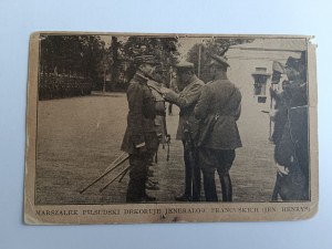 POSTCARD MARSHAL JOZEF PIŁSUDSKI DECORATES FRENCH GENERALS , JEN. HENRYS, PRE-WAR