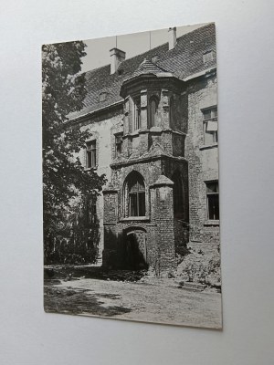 POSTCARD NAMYSLOW, ENTRANCE FROM THE CASTLE COURTYARD