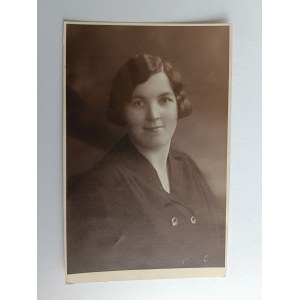 PHOTO FEMALE, PRE-WAR