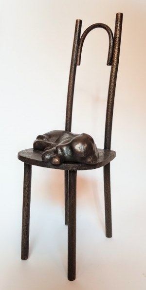 Krzysztof Kizlich, Hund auf einem Stuhl