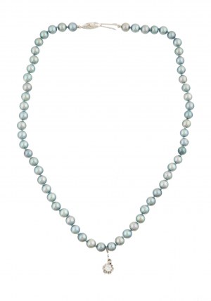 Pearl necklace with diamond, contemporary