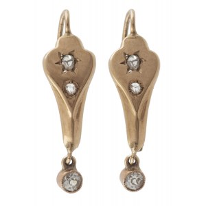 Boucles d'oreilles en or avec diamants, 19e/20e siècle.