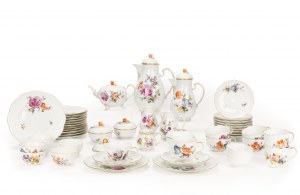Ludwigsburský servis na kávu, čaj a večeru s kvetinovou výzdobou