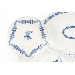 Piatto e grande piatto da portata di Meissen con pittura blu