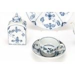 Meissen tea set with strawflower pattern