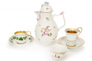 Meissen collector's cups and jug