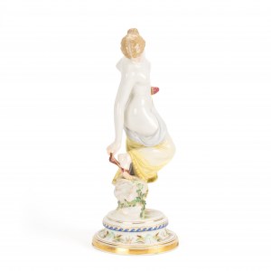 Meissen figurine 'After the bath'