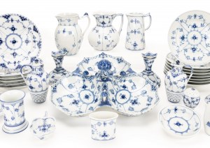 Royal Copenhagen starter and dessert service 'Musselmalet'