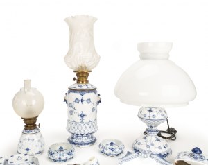 Royal Copenhagen porcelain 'Musselmalet'