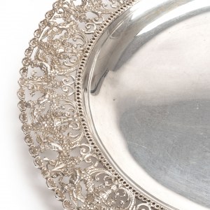Silver tray with rocaille, putti and floral bouquet decoration