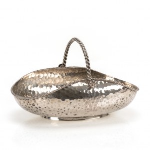 Silver pastry basket with handle