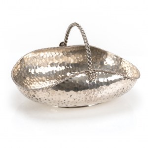 Silver pastry basket with handle