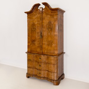 Baroque top cabinet