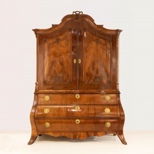 Historicism chest of drawers in Dutch Baroque style