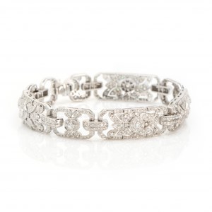 Bracelet with diamond setting