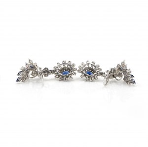 Paire de clips d'oreilles avec saphir serti de diamants