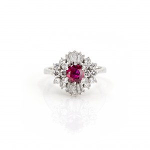 Entourage ring with ruby diamond setting