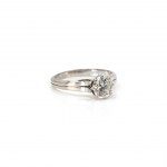 Solitaire ring