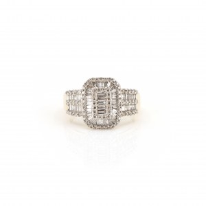 Bague sertie de diamants