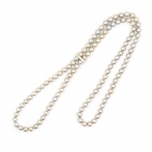 Collier de perles de culture avec clip en diamant