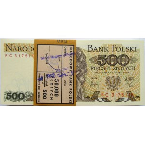 Polska, PRL, paczka bankowa 500 złotych 1982, seria FC