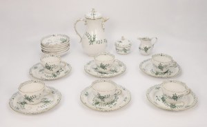 MIESNIA - Kráľovská porcelánová manufaktúra, Kávový servis so zeleným dekorom indianische Blumen