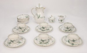 MIŚNIA - Królewska Manufaktura Porcelany, Serwis do kawy z zieloną dekoracją indianische Blumen