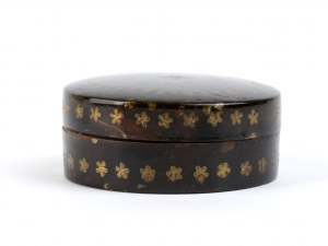 French tortoiseshell snuffbox with miniature