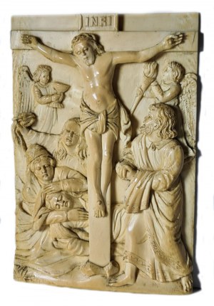 Vyřezávaný reliéf ze slonoviny zobrazující ukřižování Krista