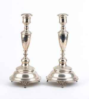 Paire de chandeliers en argent austro-hongrois