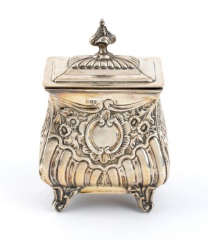 English Victorian sterling silver tea caddy