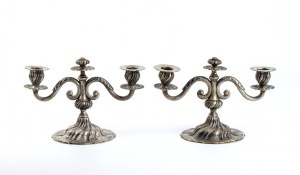 Coppia di candelabri italiani in argento