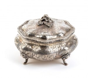 Italian silver box with lid