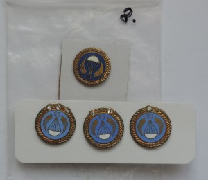 Kvalifikační odznaky parašutistů-sportovců Svazarmu z roku 1967