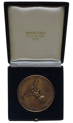 Jubilee medal for the 75th anniversary of the founding of Mez. Let. Federation FAI 1905 - 1980