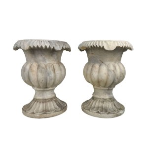 Paire de vases en marbre