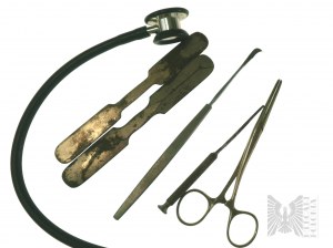 Kit du bricoleur - Stéthoscopes, seringues, scalpels et autres