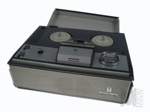 PRL, Warsaw - Unitra Grundig ZK140 reel-to-reel tape recorder, M Kasprzak Radio Works.