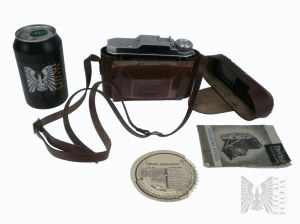 Německo, Drážďany, 20. století. - Kapesní fotoaparát Beier Junior Precisa v pouzdře s návodem a expoziční tabulkou